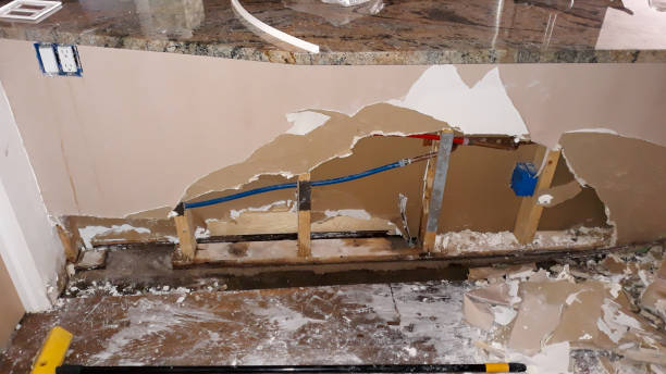 Best Local water damage restoration  in Matamoras, PA